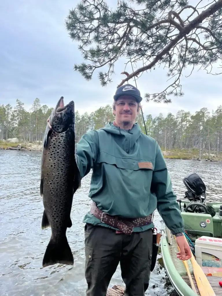 Oskarin makia taimenen möllykkä