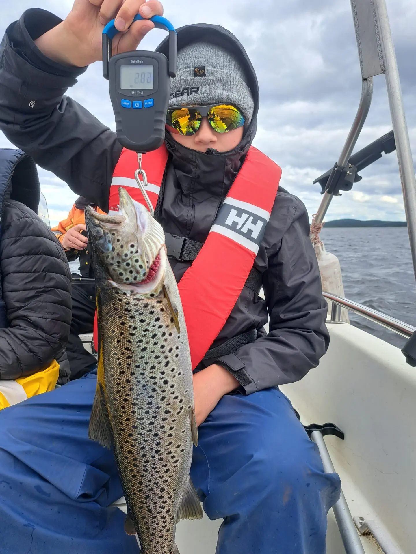 2,1kg taimen inarilta