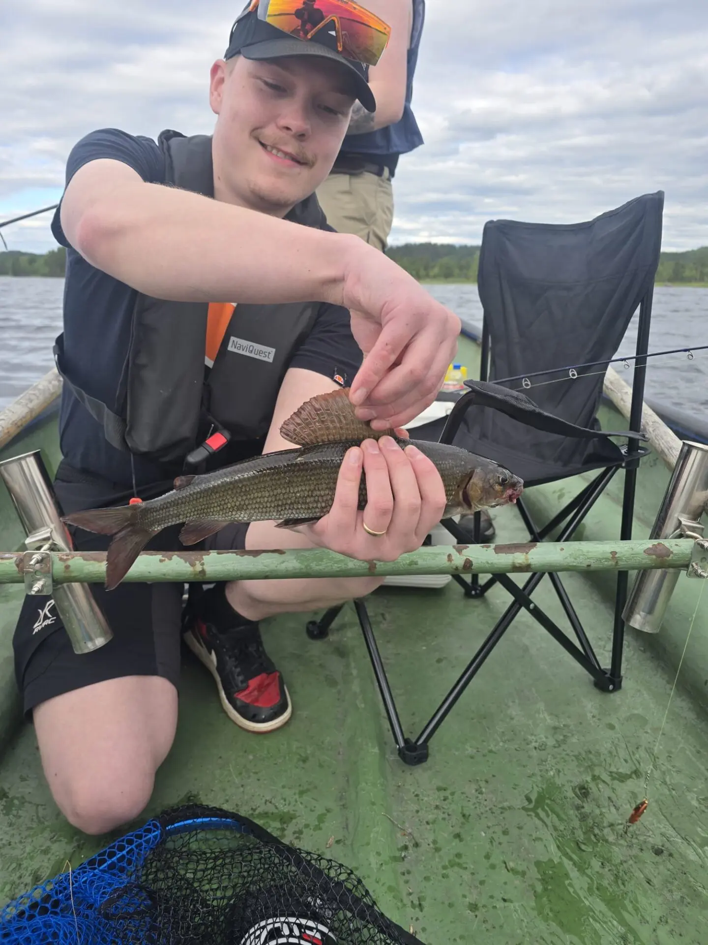 Ensimmäinen mitta harjus Inarilta